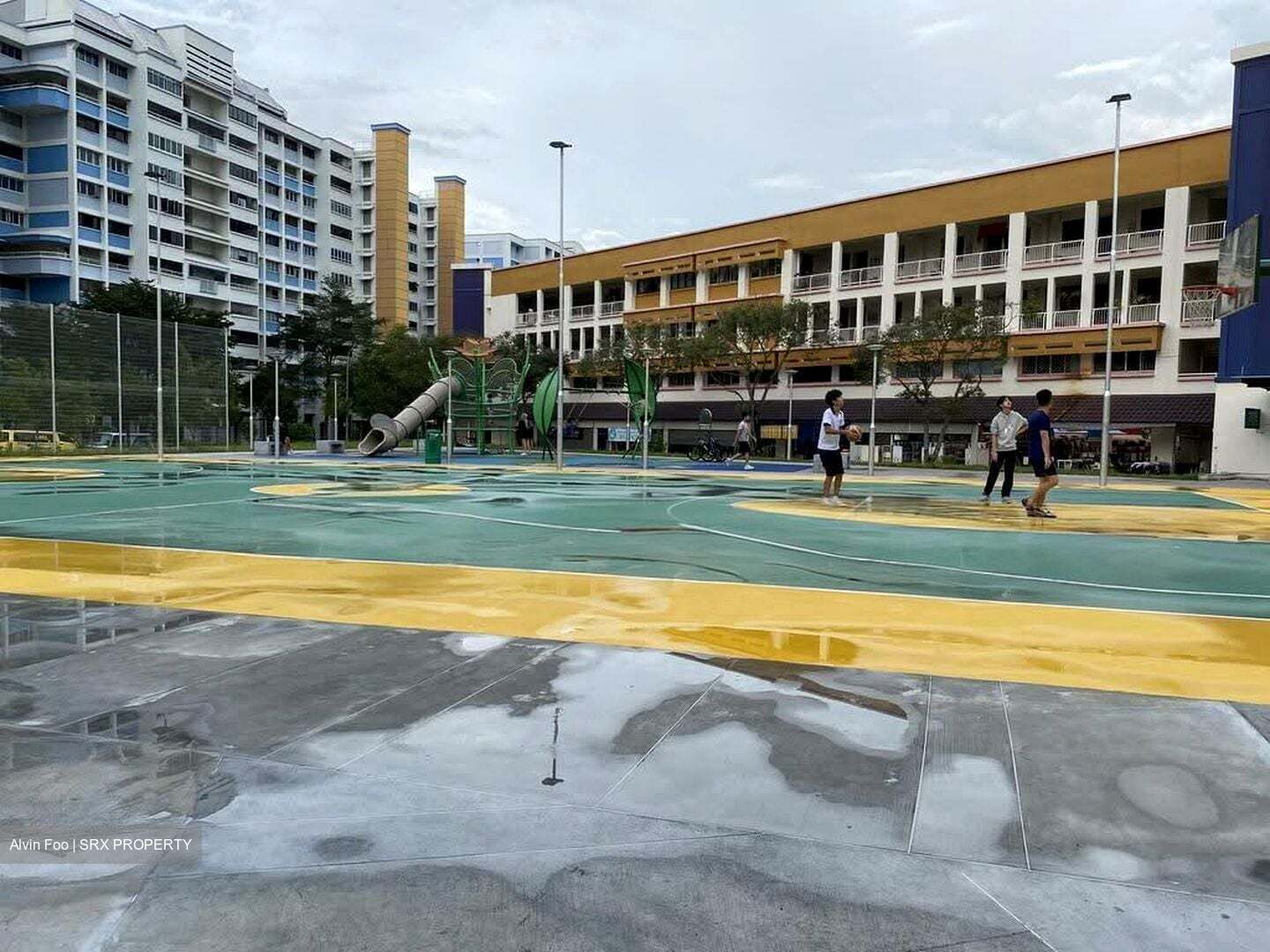 Tampines Street 23 (D18), Shop House #607275651